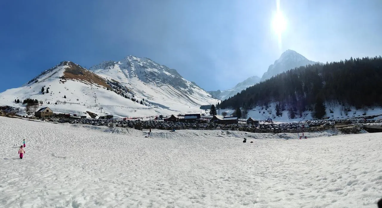 Petit Coin De Paradis En Plein Centre De Barèges